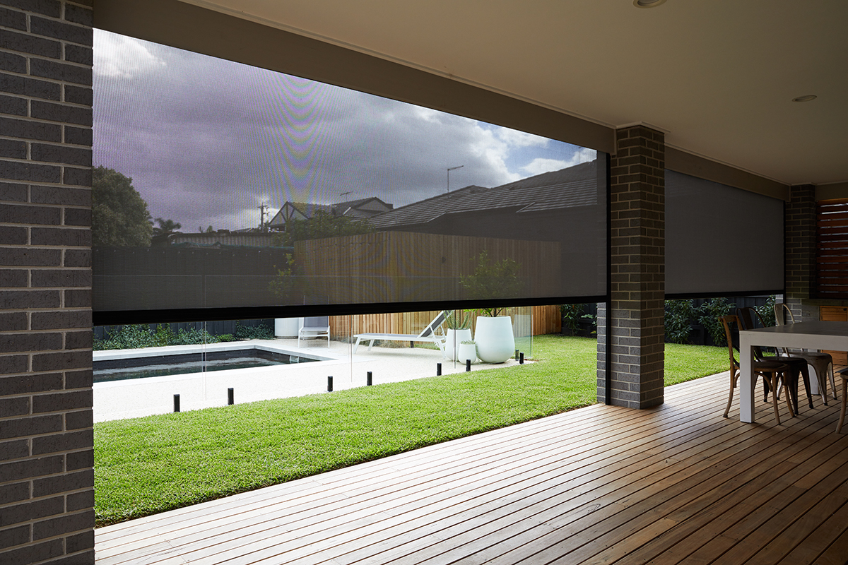 Zipscreen-Outdoor-Blinds-Hero